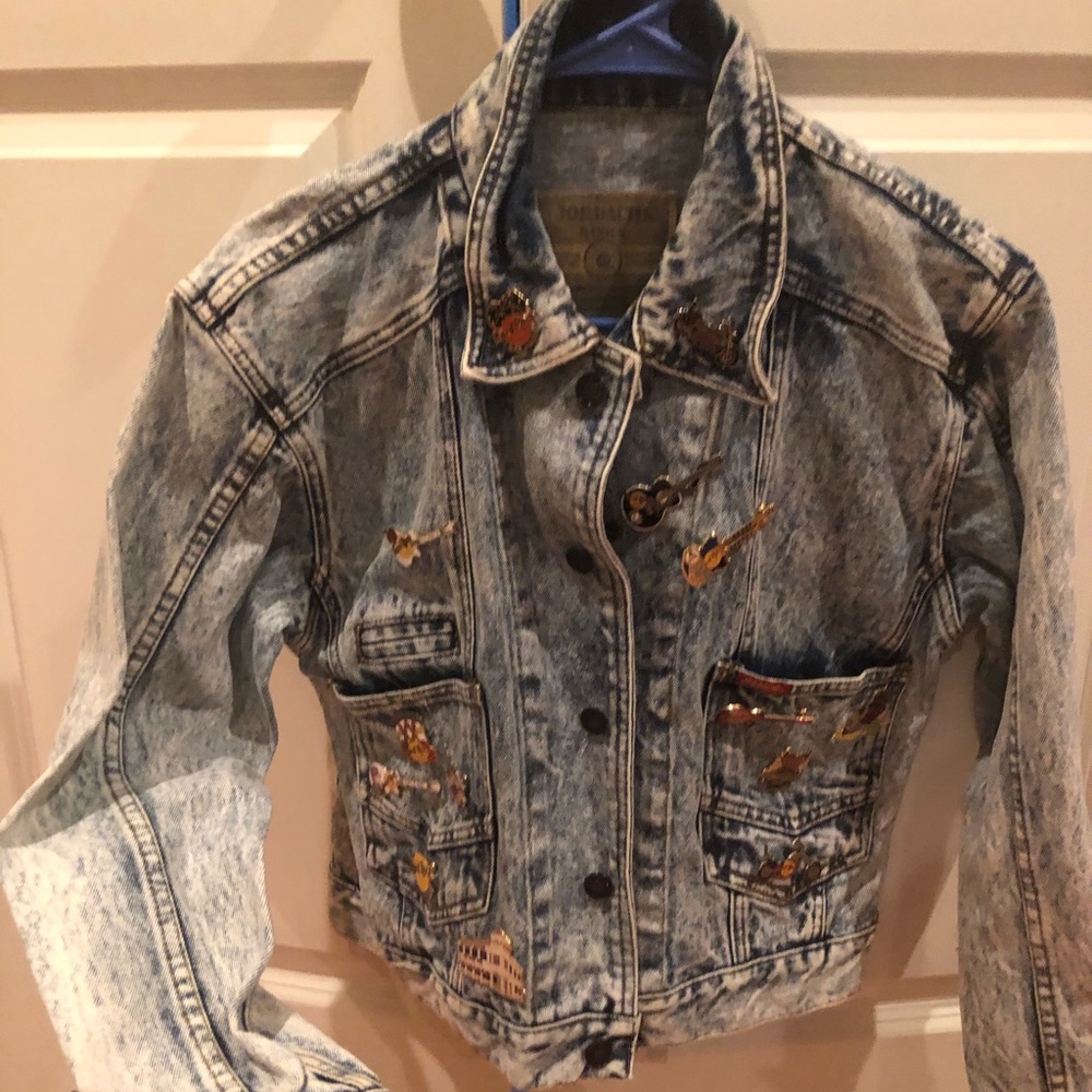RARE denim hard rock pins jacket